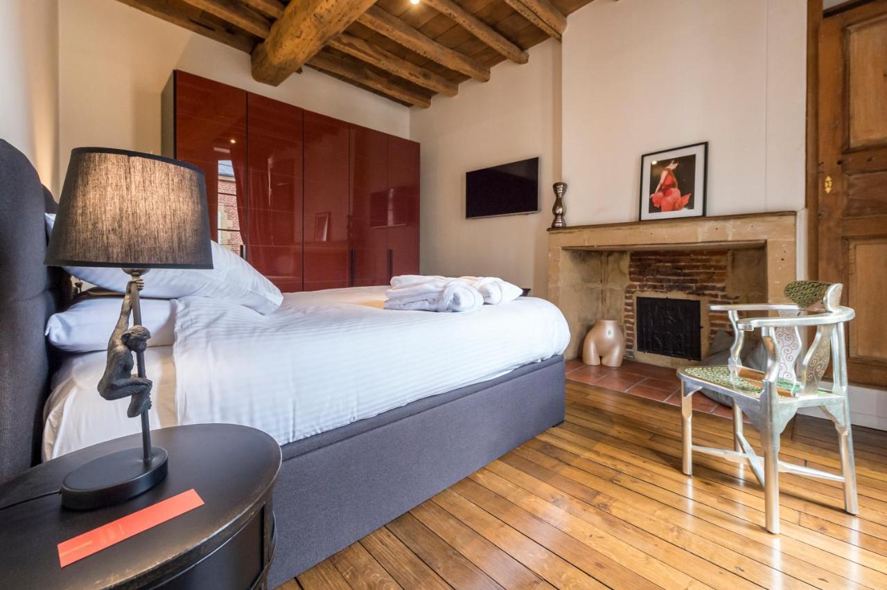 Apartment Mana Ohana - Luxe Et Authenticite A 2 Pas De La Place Ducale Avec Parking Prive *