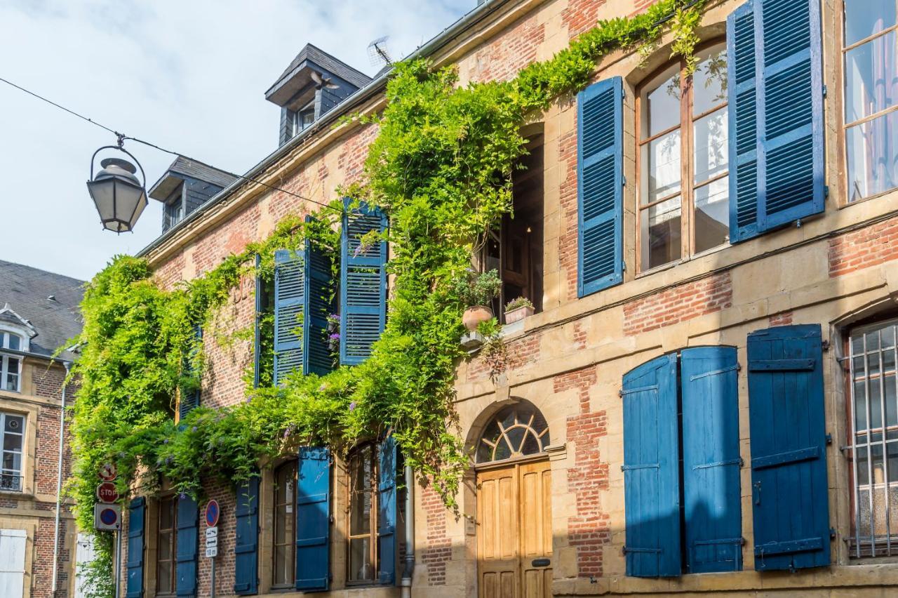 Mana Ohana - Luxe Et Authenticite A 2 Pas De La Place Ducale Avec Parking Prive